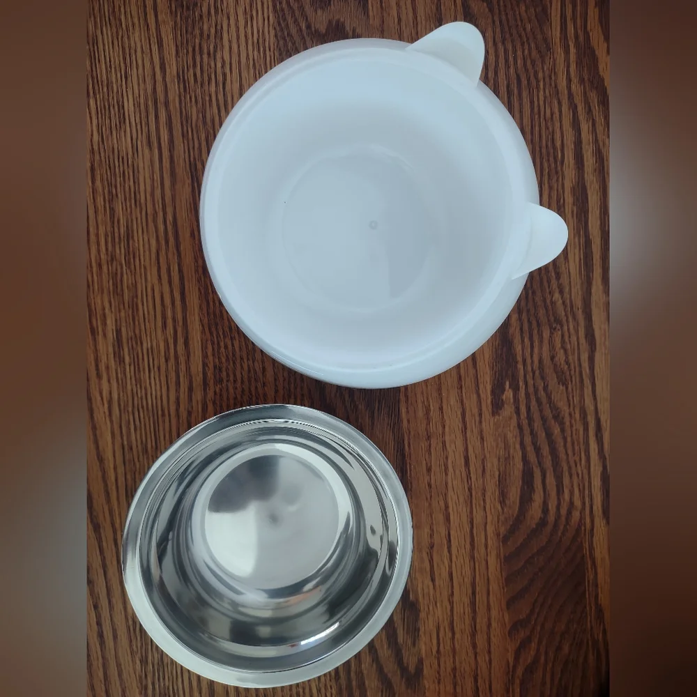 Raised and Tilted Kitten Or Puppy Food Bowls *** Final Price ***
